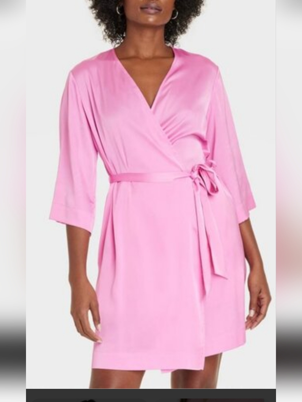 Auden - Women's Luxury Collection Short Satin Robe with Barbie Pink XS